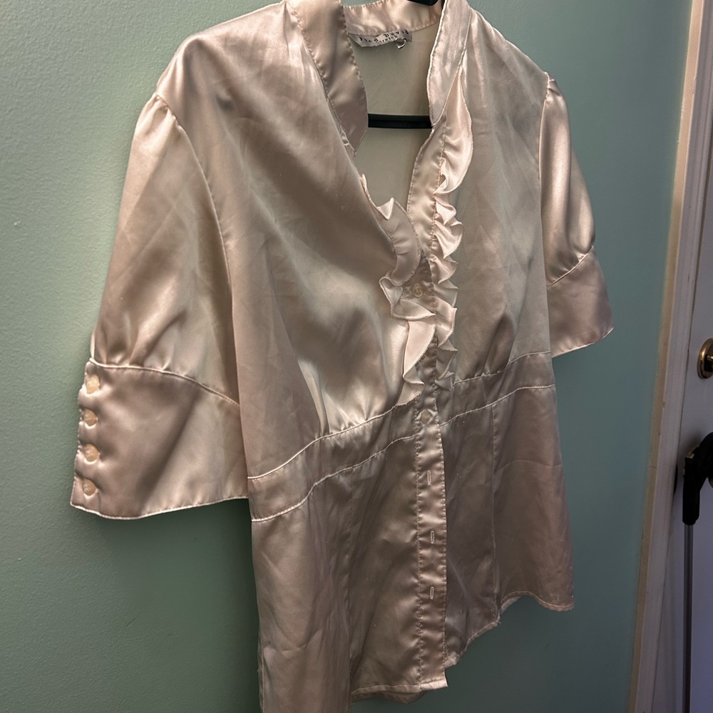 Offwhite blouse - Picture 2 of 2